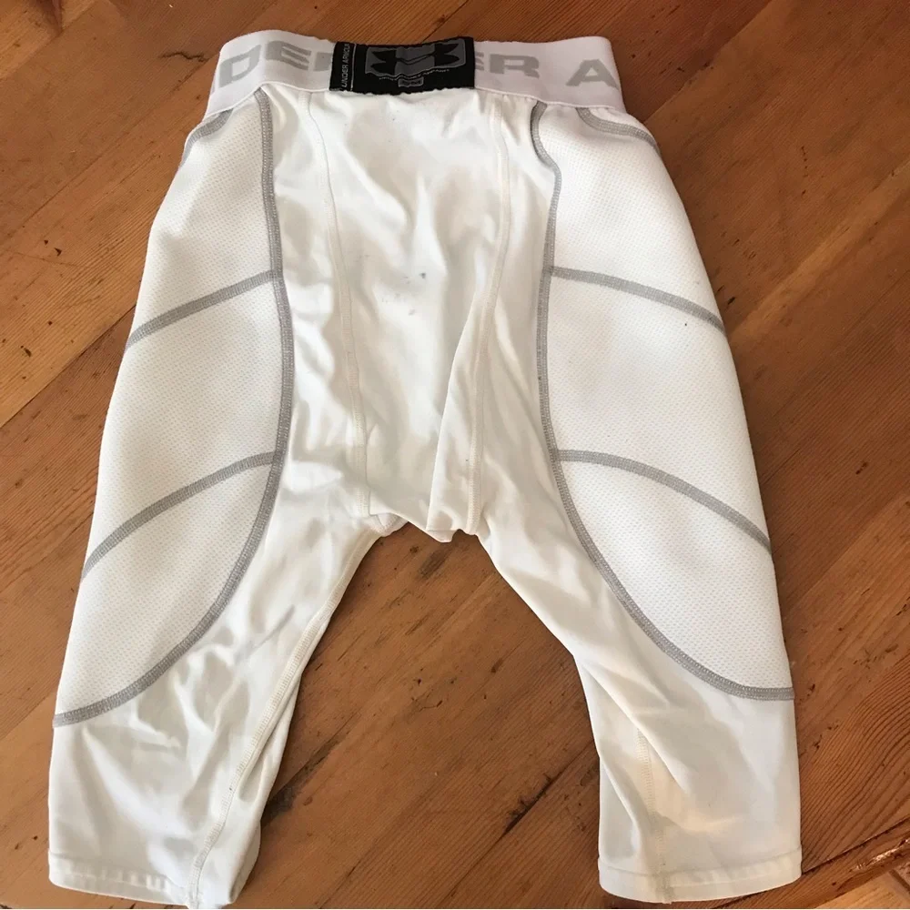 🏈UNDER ARMOUR Compression Shorts - Picture 5 of 8